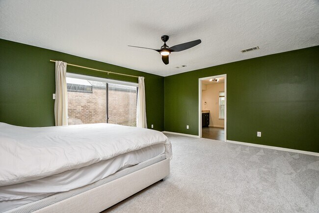 Building Photo - 7711 Hopewell Ln
