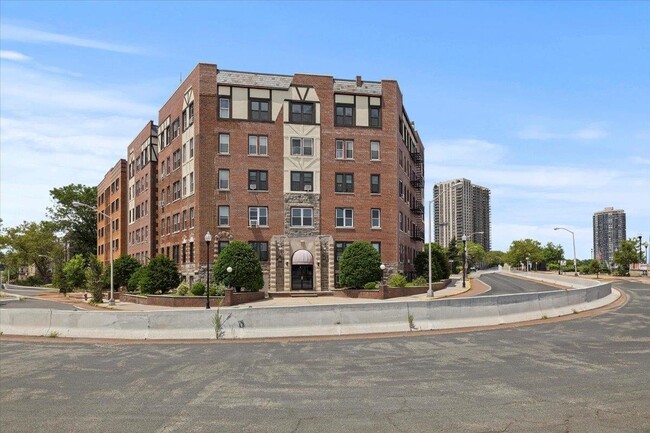 Building Photo - 7435 JFK Blvd E