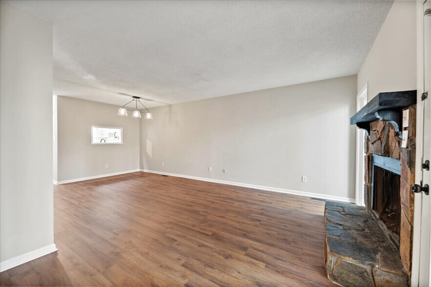 Building Photo - 5508 Kaplan Dr