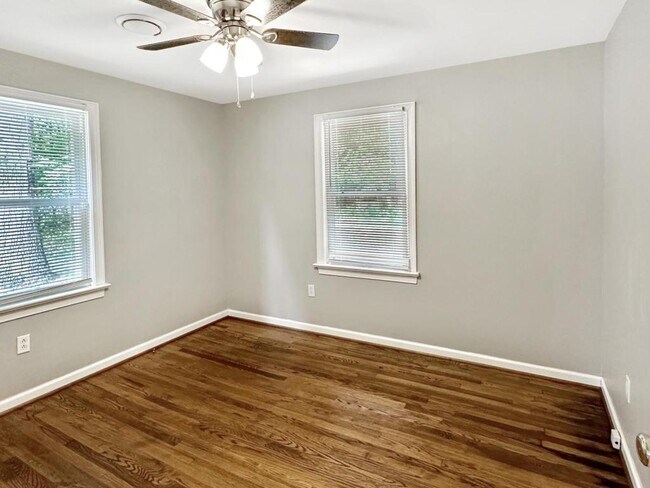 Building Photo - 5907 Appomattox Rd