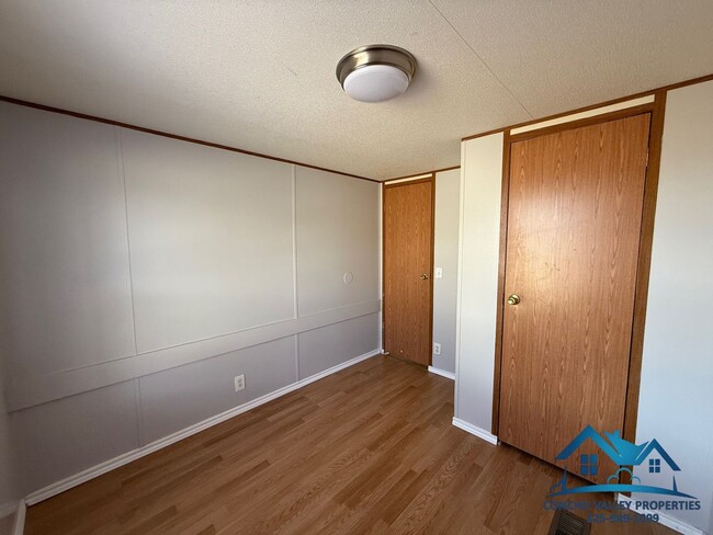 Building Photo - For Sale or Rent-to-own - 3 Bed/ 2 Bath MH in Ballard Park