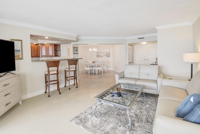 Building Photo - 500 S Ocean Blvd