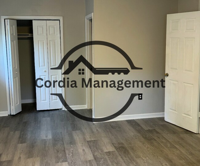 Building Photo - 3 Bed with Bonus Room 2 Bath in Scottdales