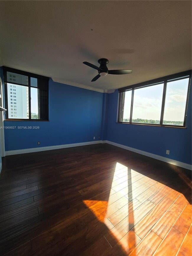 Building Photo - 2300 NE 33rd Ave