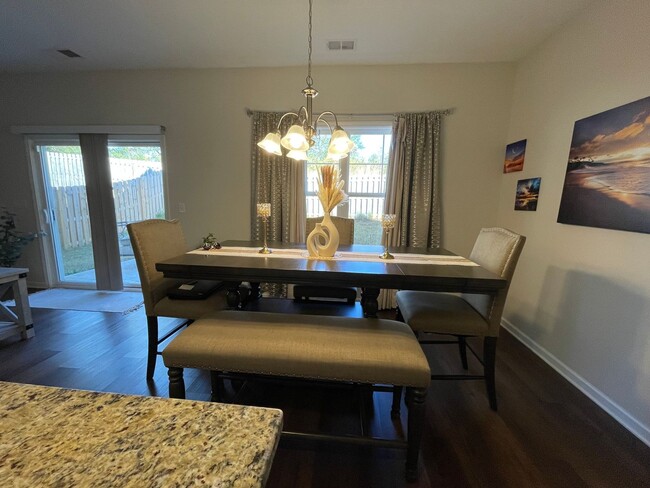 Building Photo - Highland Park - Easley - Furnished or Unfu...