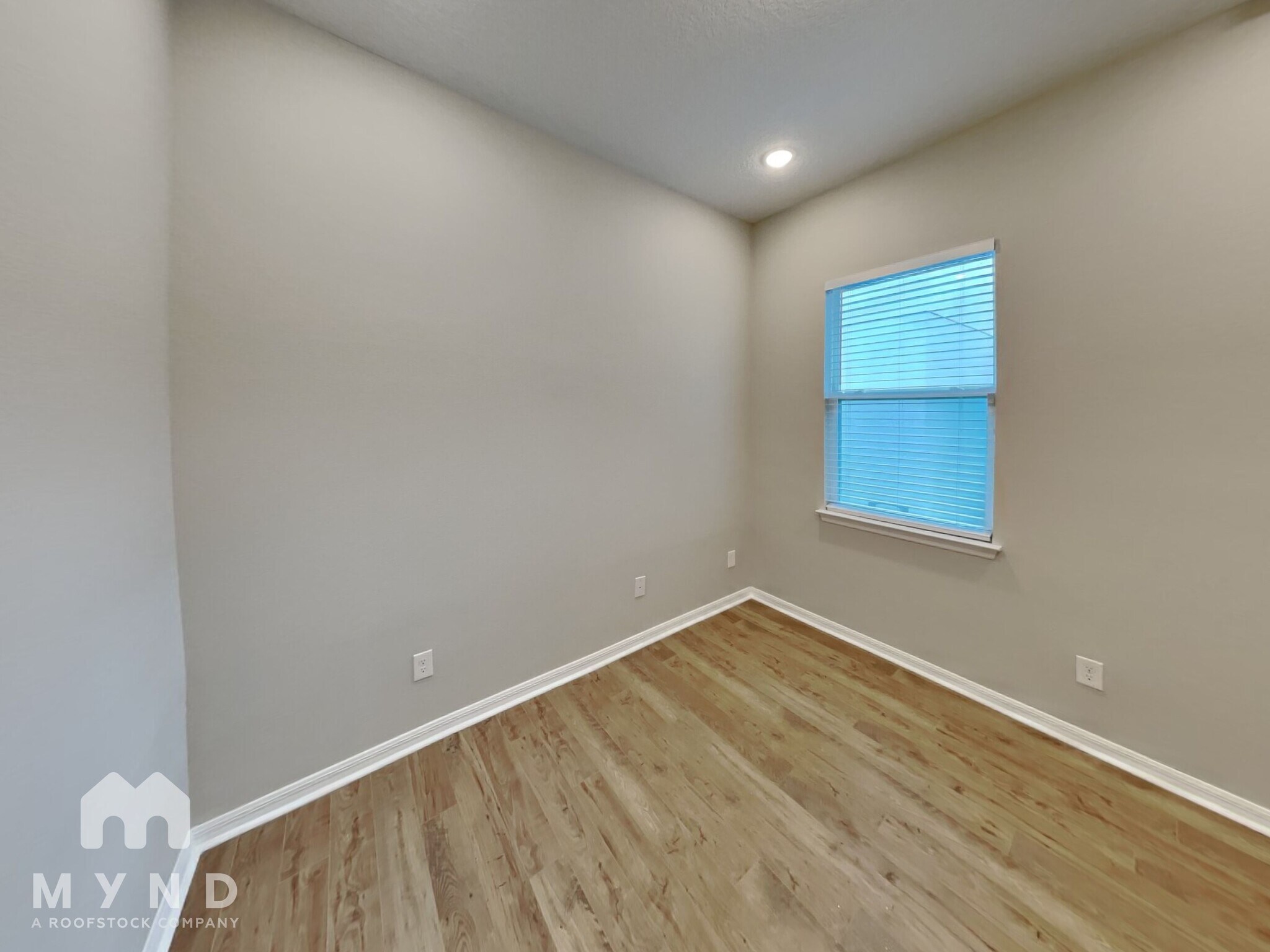 Building Photo - 660 Kimber Ln