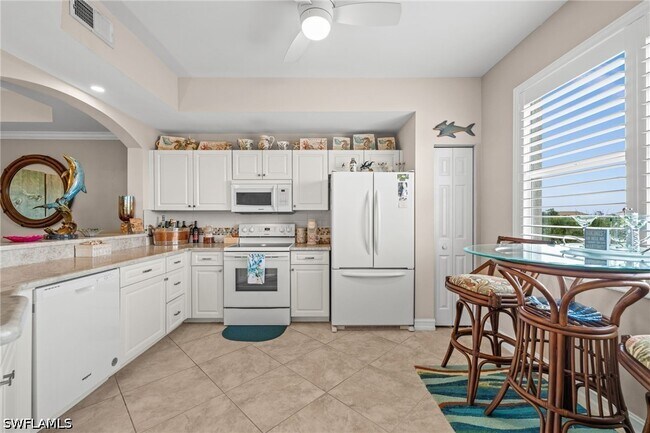 Building Photo - 4670 Turnberry Lake Dr