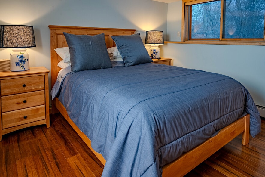 Building Photo - 215 Old Newtown Rd