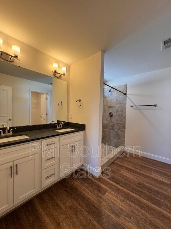 Building Photo - 207 Clarus Crk Wy