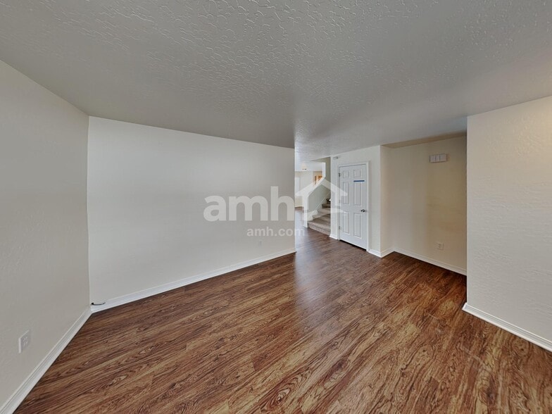 Building Photo - 1934 S 725 E