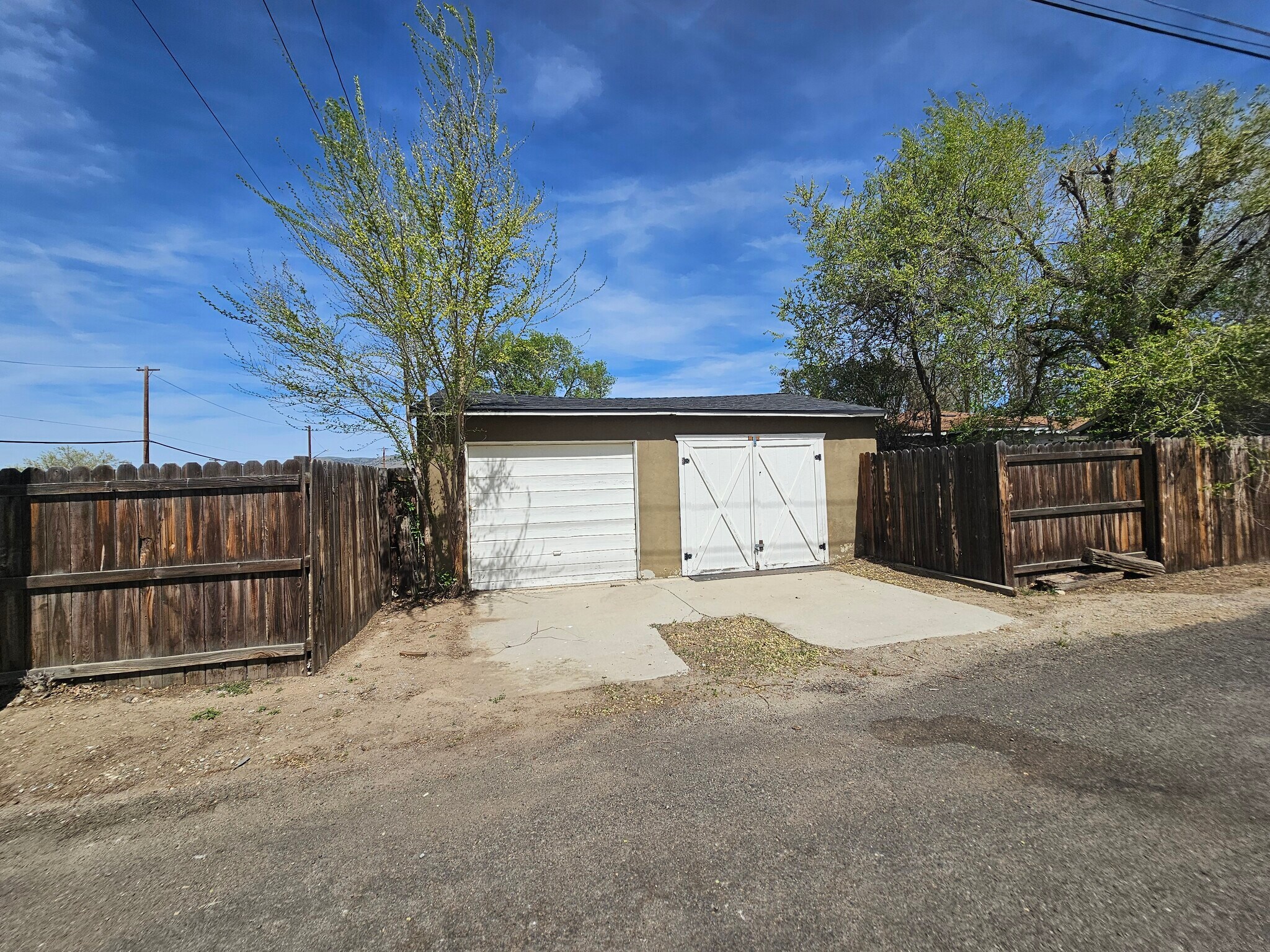 Building Photo - 228 W E St