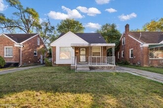 Building Photo - 20300 Gilchrist St