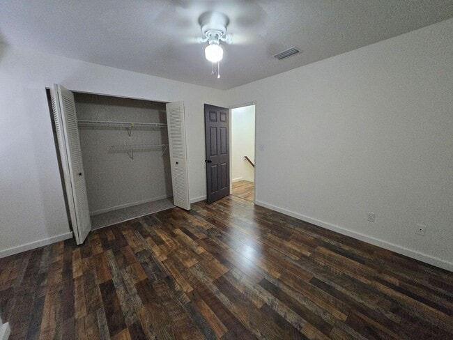 Building Photo - 2/1.5 in Foxmoor!