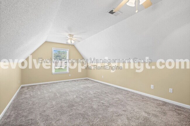 Building Photo - 6606 Baudette Cove