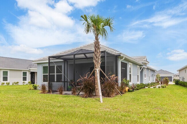 Building Photo - Esplanade at Wiregrass Ranch - A Premier 5...