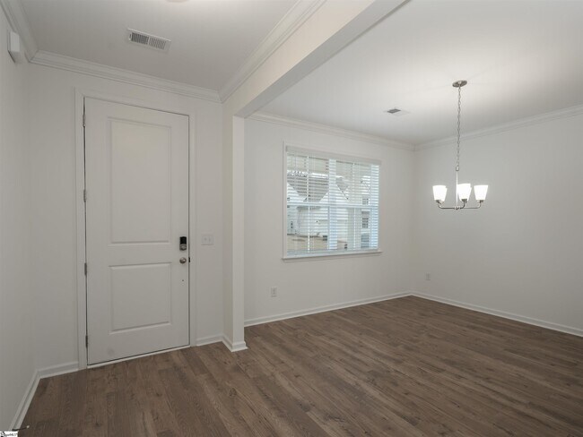 Building Photo - 52 Thorne St