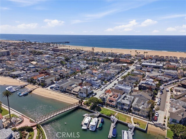 Building Photo - 305 Montero Ave