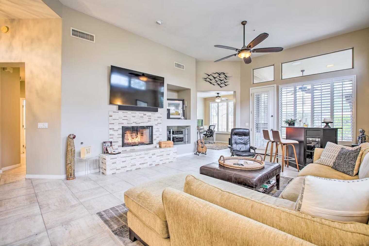 Building Photo - 7152 E Canyon Wren Cir