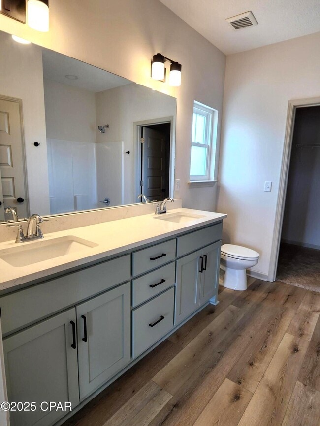 Building Photo - 3545 Mill Point Cove