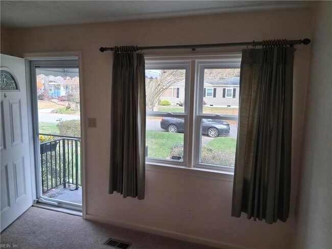 Building Photo - 4525 James Ct