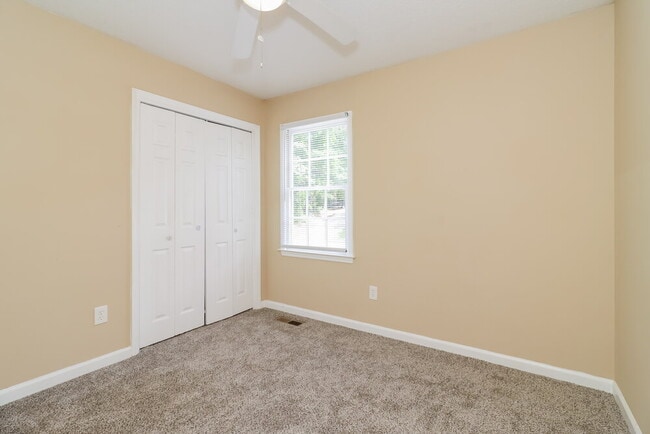 Building Photo - 5380 Muirwood Pl