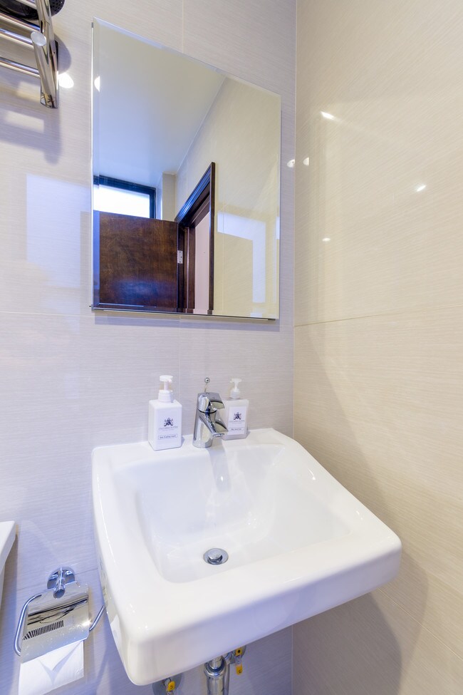 Floorplan - 35 E 7th St