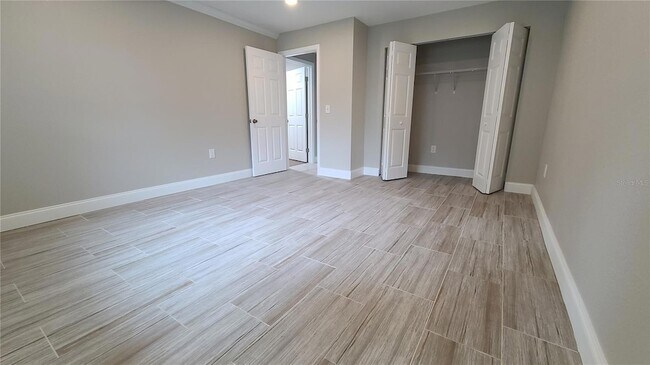 Building Photo - 1718 Cardinal Dr