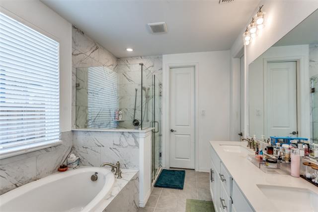 Building Photo - 1032 Finnhorse Dr