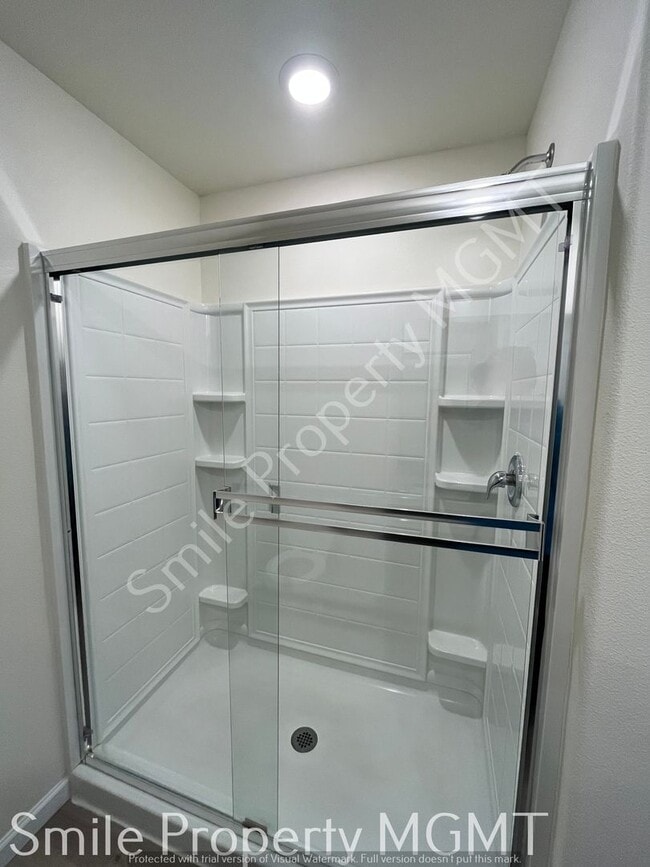 Building Photo - townhouse