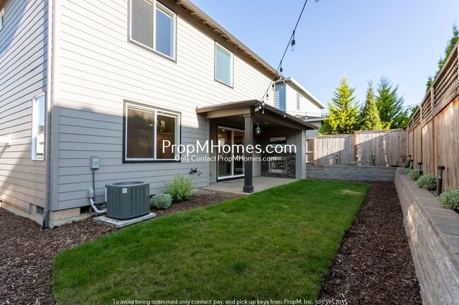 Building Photo - Modern Luxury in Cooper Mountain – 4BR, Bo...