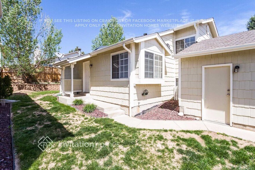 Building Photo - 575 Longfellow Ln