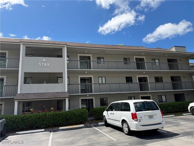 Building Photo - 5789 Gage Ln