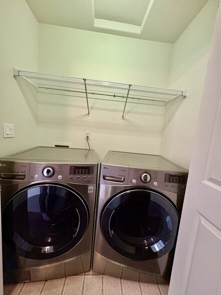 In-unit laundry - 3320 NW 118th St