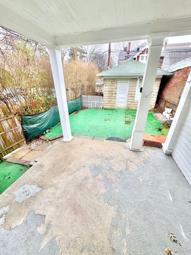 Building Photo - 43 N West Street