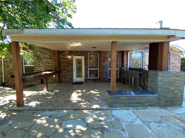 Building Photo - 15555 Appaloosa Dr