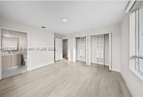 Building Photo - 2555 NE 193rd St