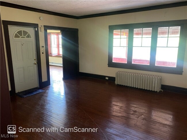 Building Photo - 280 Fairgreen Ave