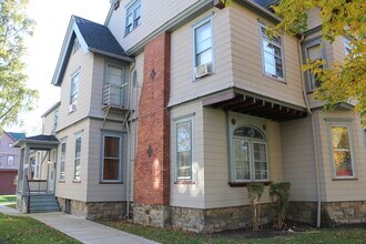 Building Photo - 356#3