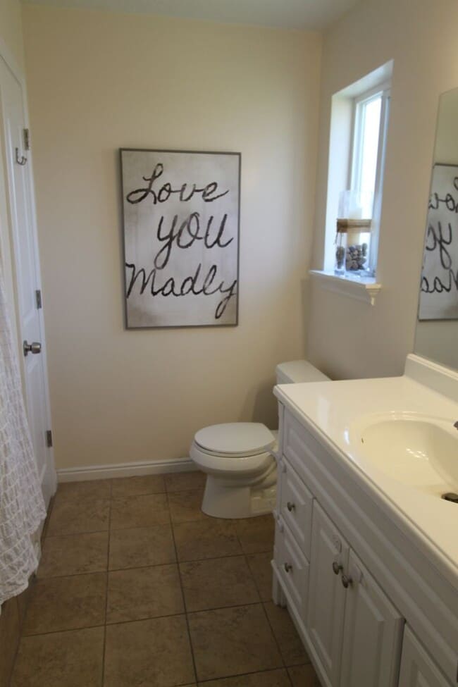 Building Photo - Beautiful 3 Bedroom Home in Orem!