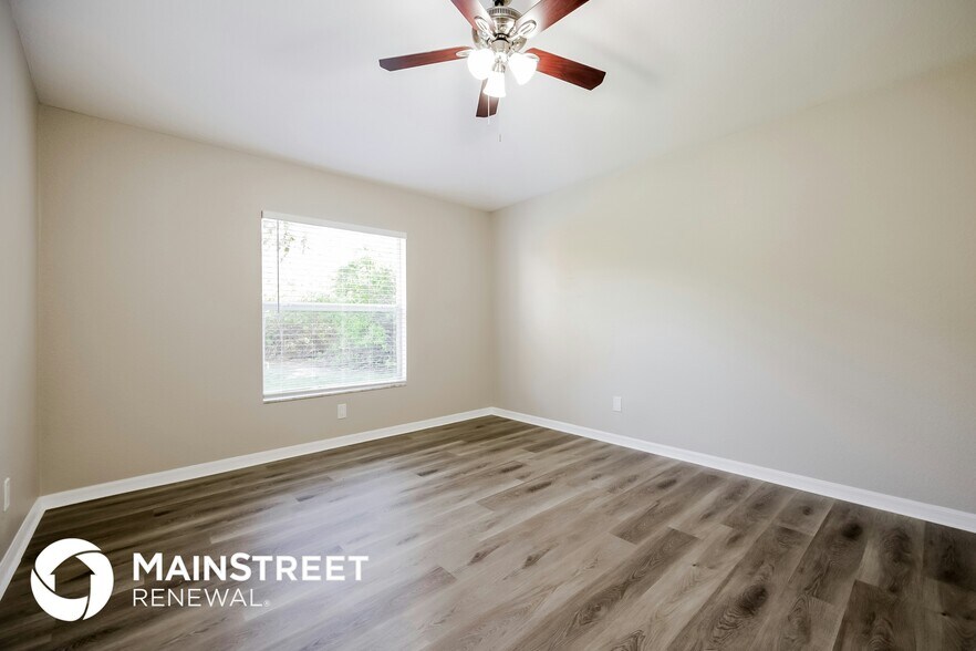 Building Photo - 3607 75th St W