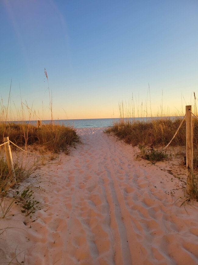 Building Photo - 23223 Front Beach Rd