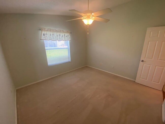 Building Photo - Lovely and Spacious Unfurnished, 2 + 2 Pat...