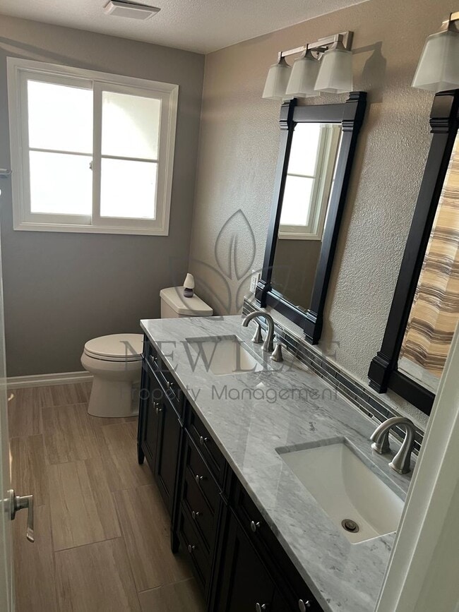 Building Photo - 22641 De Soto St