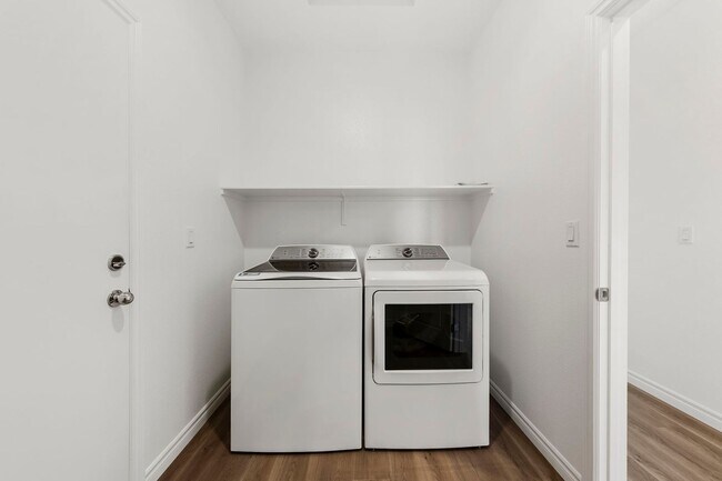 Building Photo - New Henderson Gated Active Adult Community!