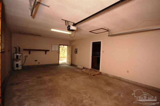 Building Photo - 5400 US-90