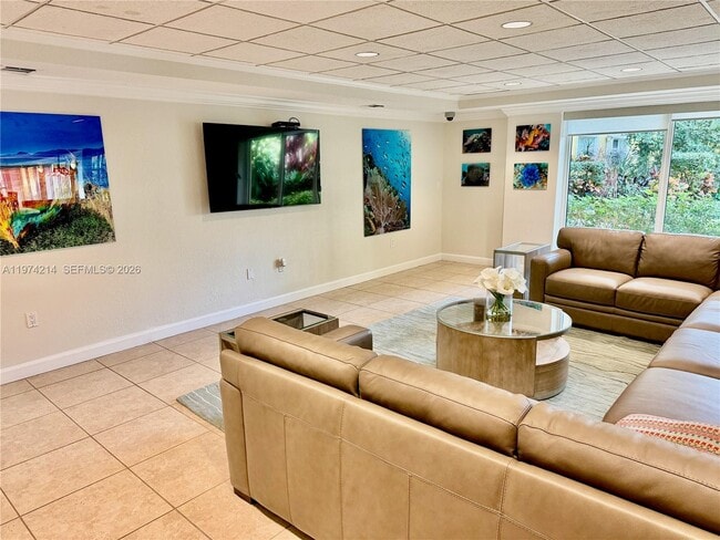 Building Photo - 151 NE 16th Ave