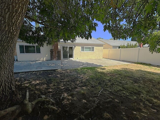 Building Photo - 7039 Rubio Ave