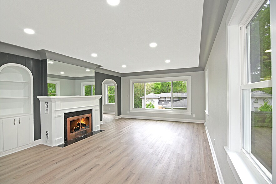 Building Photo - 32584 River Vista Ln