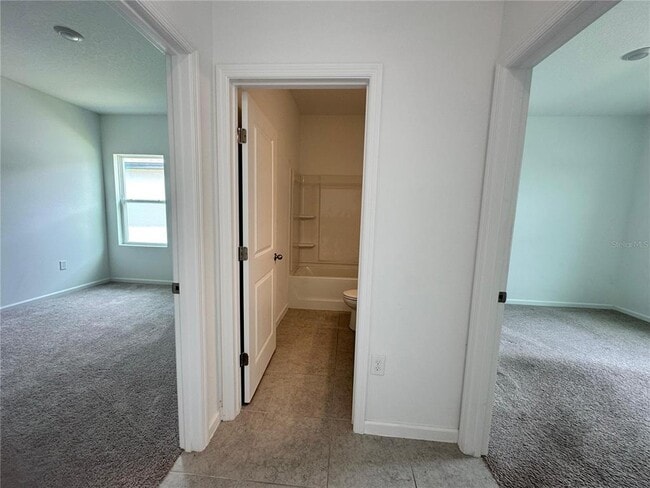 Building Photo - 545 Hennepin Lp