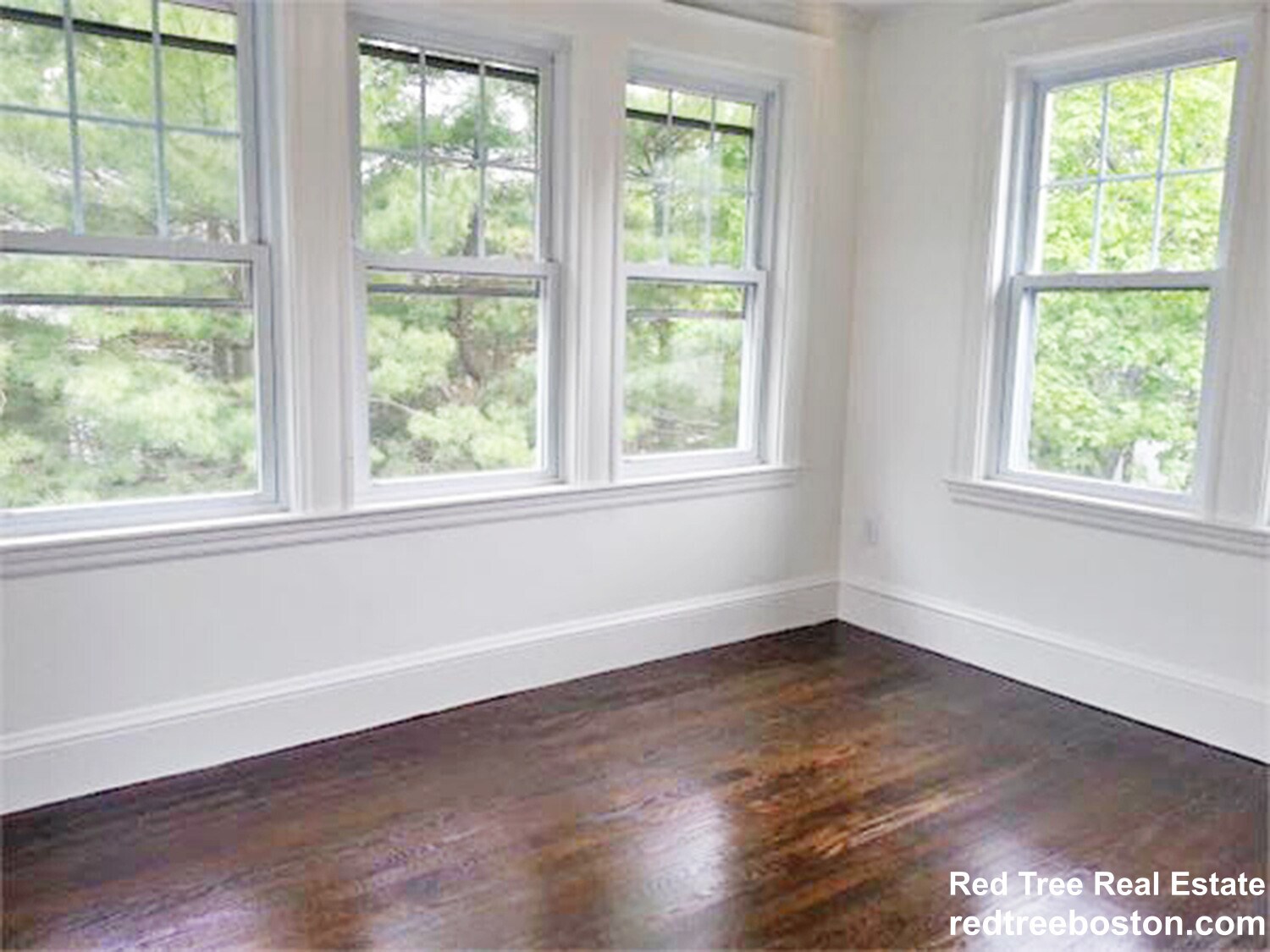 Building Photo - 74 Manet Rd